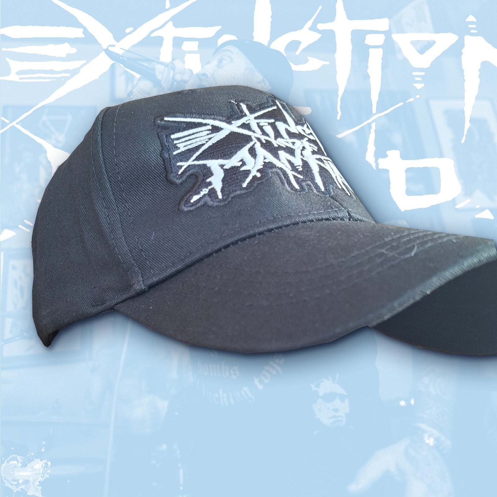 extinction-of-mankind-casquette-baseball-logo-phosphorescent image 1