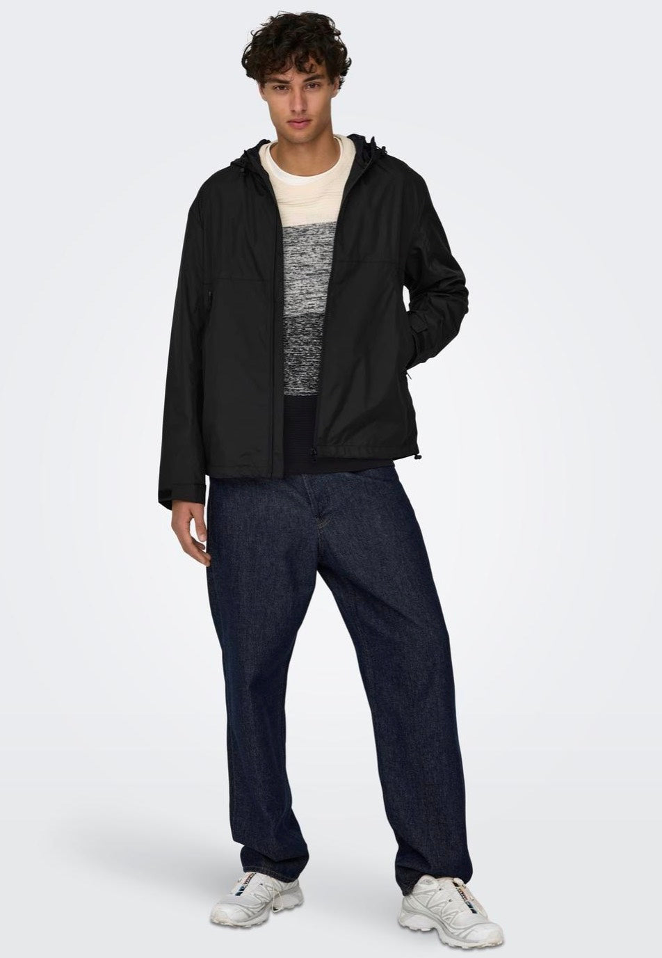 only-sons-eran-hood-black-coupe-vent-noir-homme image 5