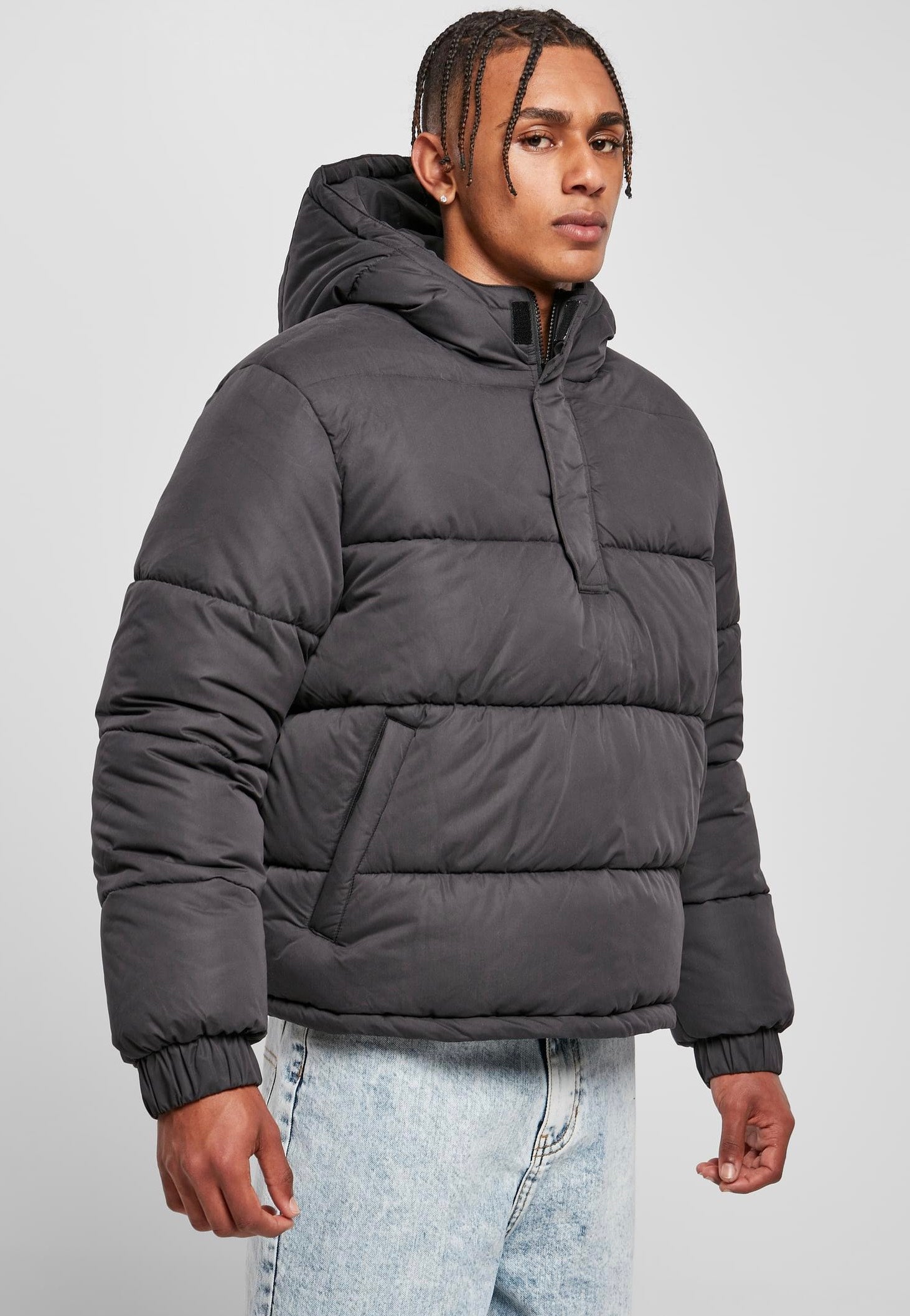 urban-classics-hooded-cropped-veste-noire-streetwear image 4