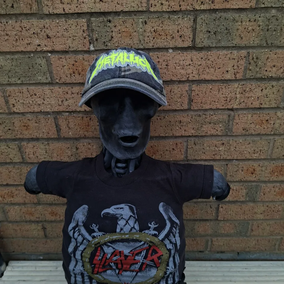 metallica-splatter-casquette-camo-verte-logo-fluo image 1