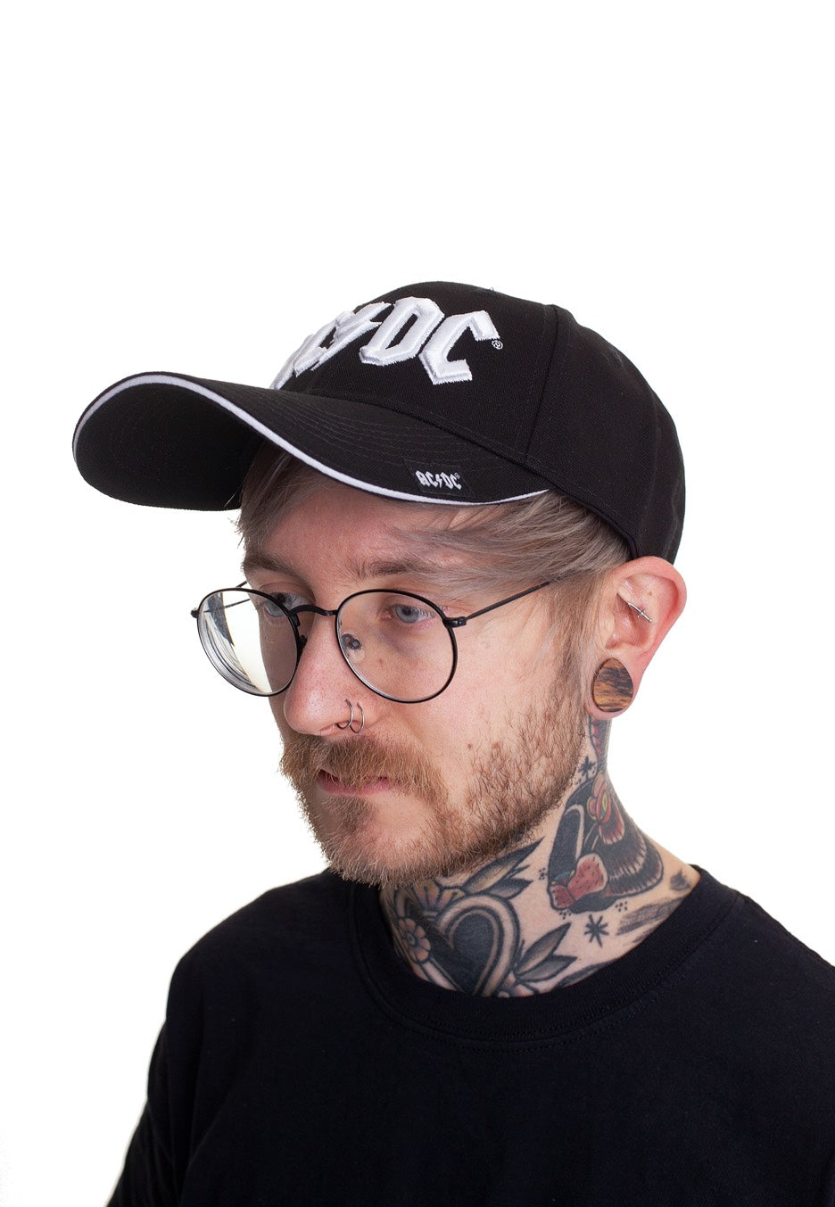 ac-dc-white-logo-casquette-noire-strapback image 4