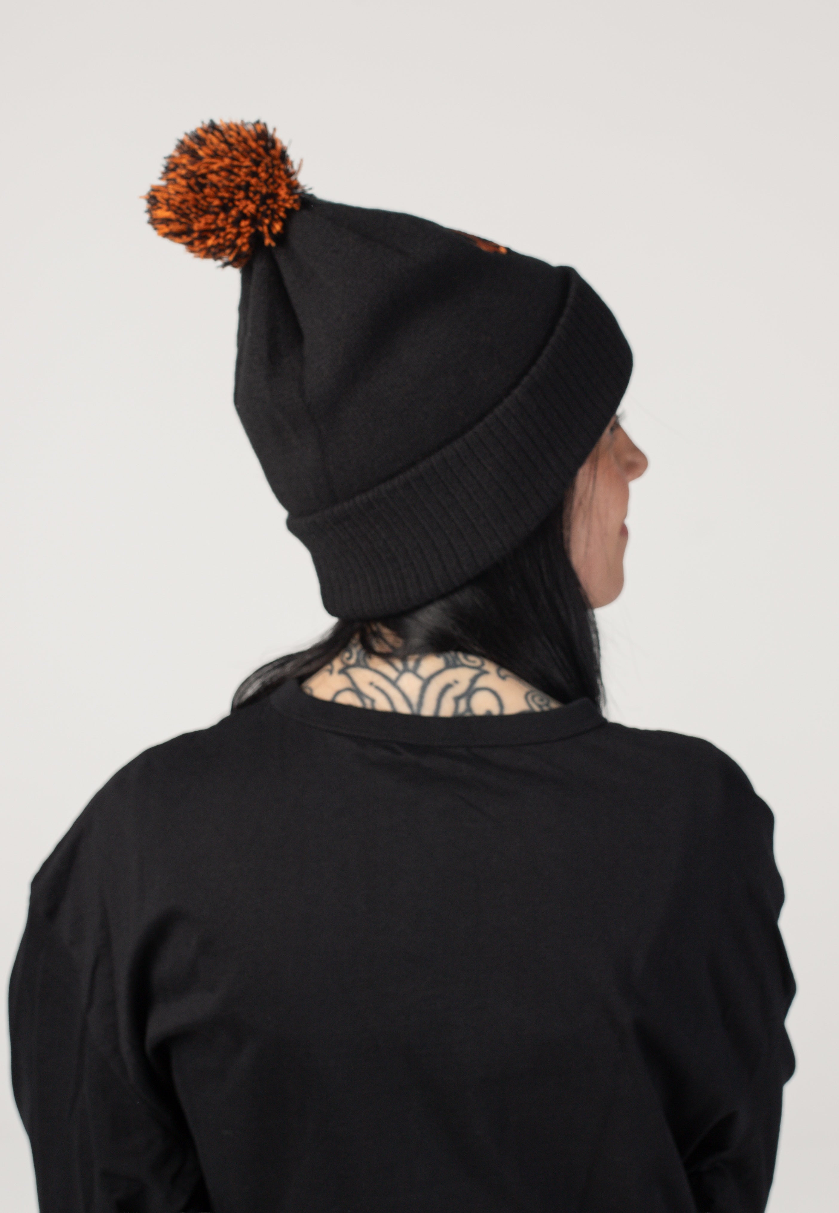 helloween-40-years-pumpkin-beanie-noir-pompon image 2