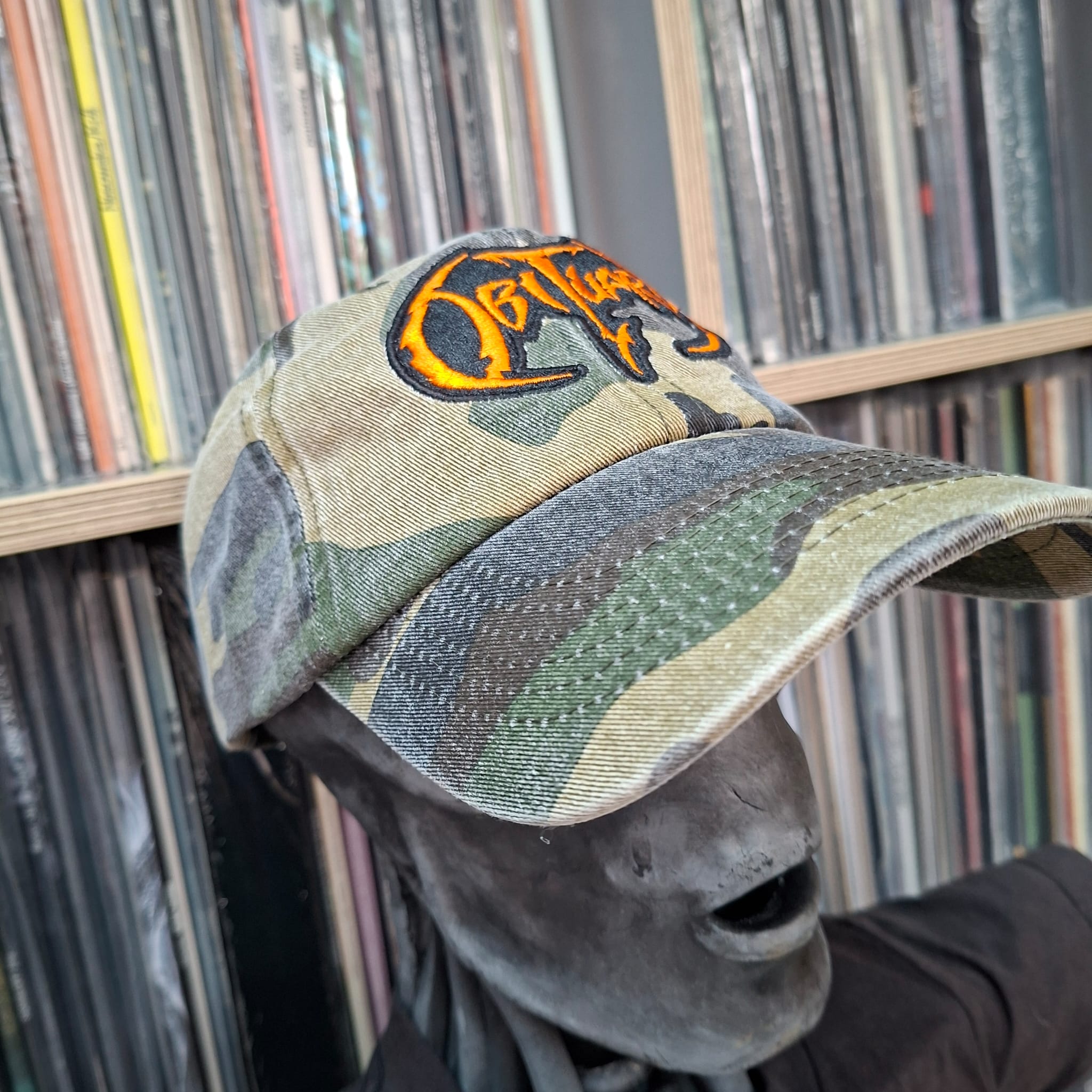 obituary-logo-casquette-dad-cap-camo-vert-logo-orange-brod image 2