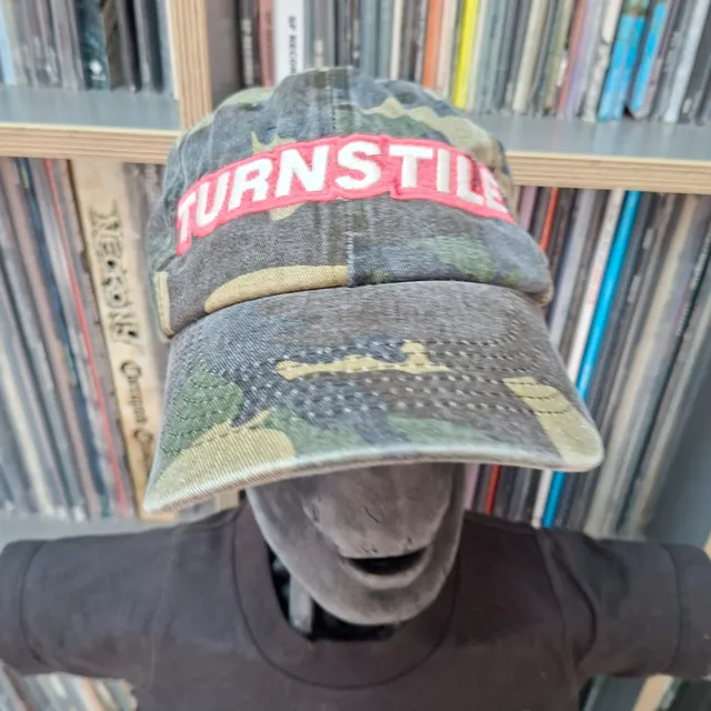 turnstile-logo-casquette-dad-cap-camo-vert-fluo image 1