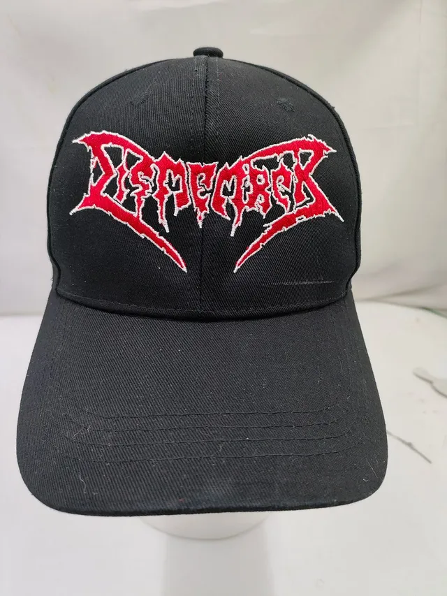 dismember-logo-casquette-baseball-brod-e-rouge image 1