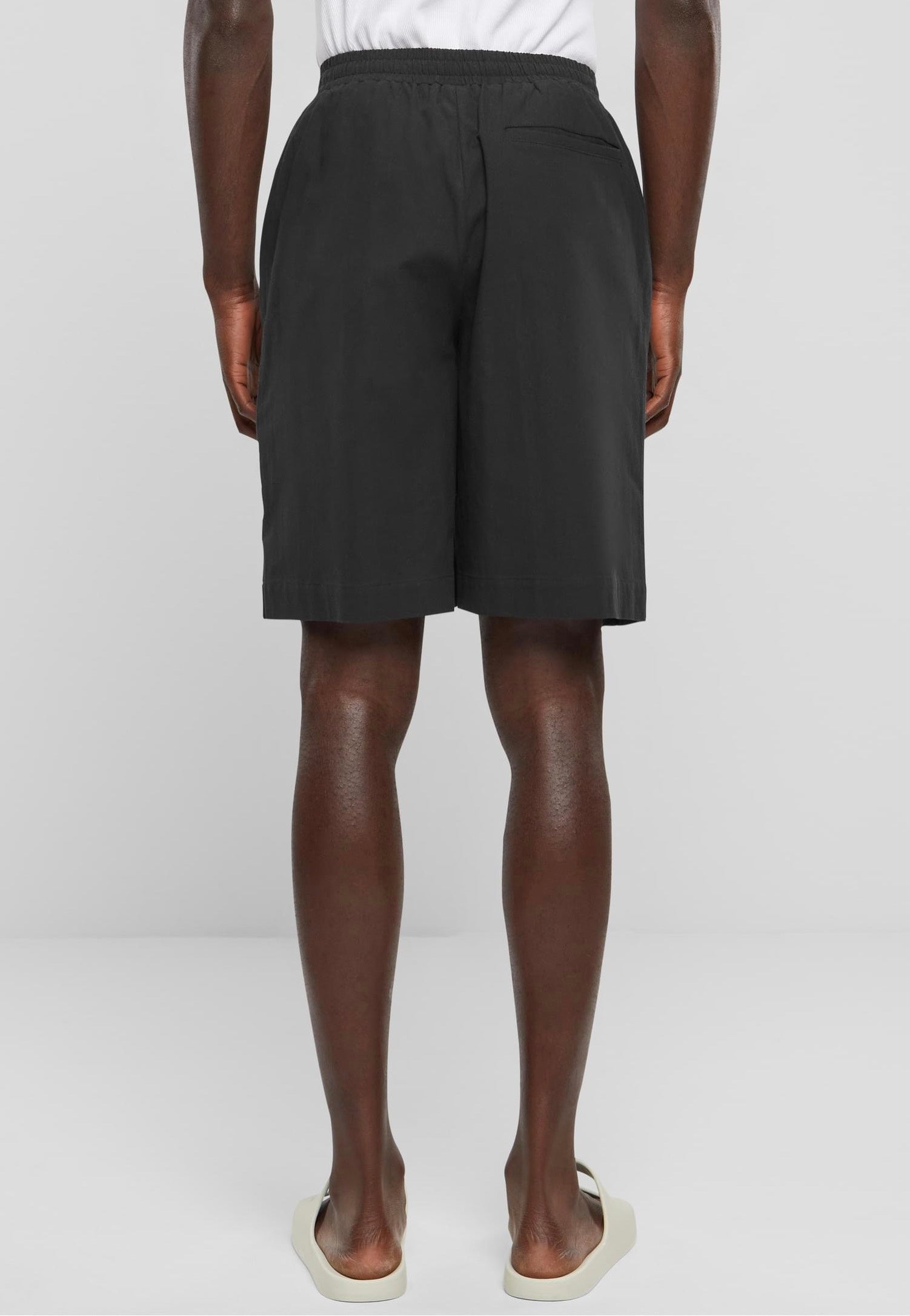urban-classics-wide-crepe-short-noir-coton-homme image 4