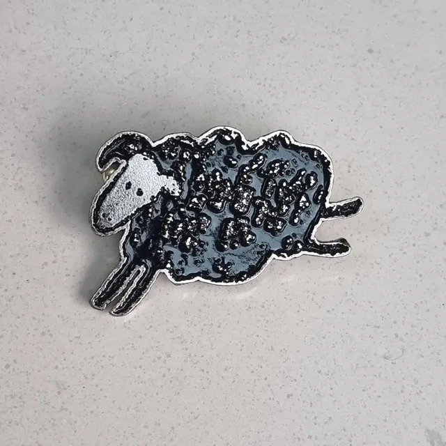 minor-threat-sheep-pin-s-mail-mouton-hardcore image 1