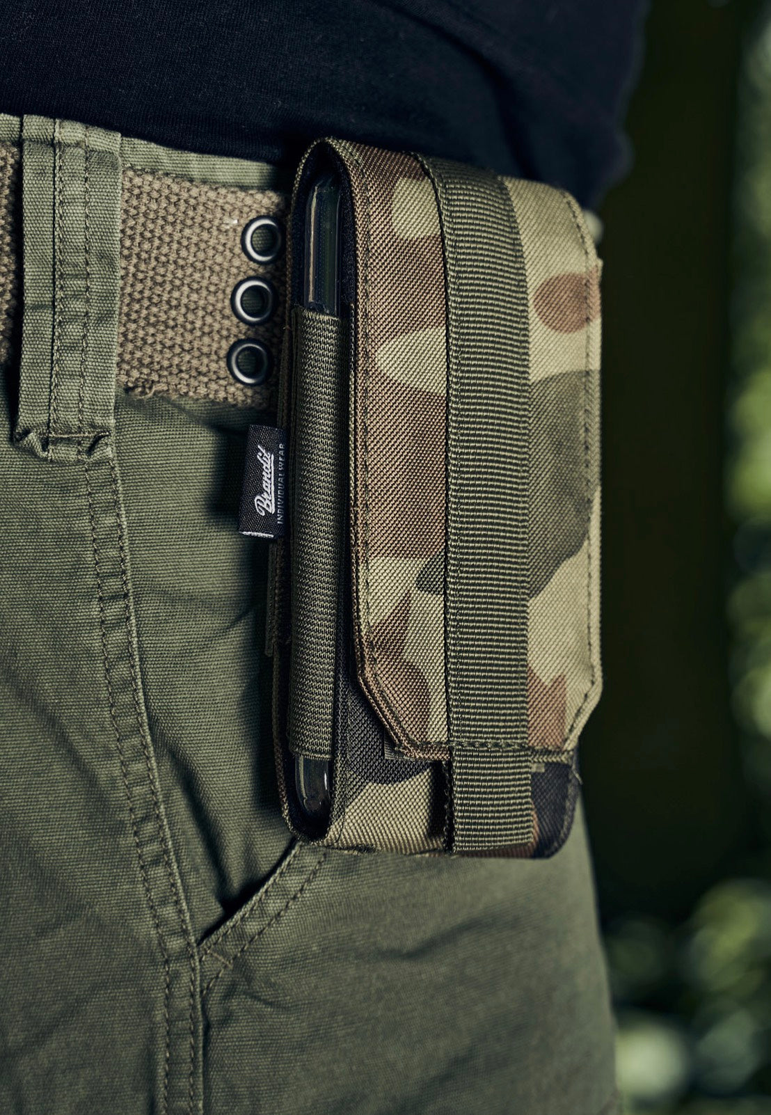 brandit-molle-large-darkcamo-phone-bag-sac-camouflage image 3