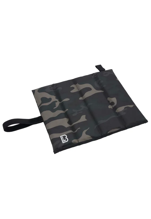 brandit-sit-mat-folded-darkcamo-tapis-assis-camouflage image 1