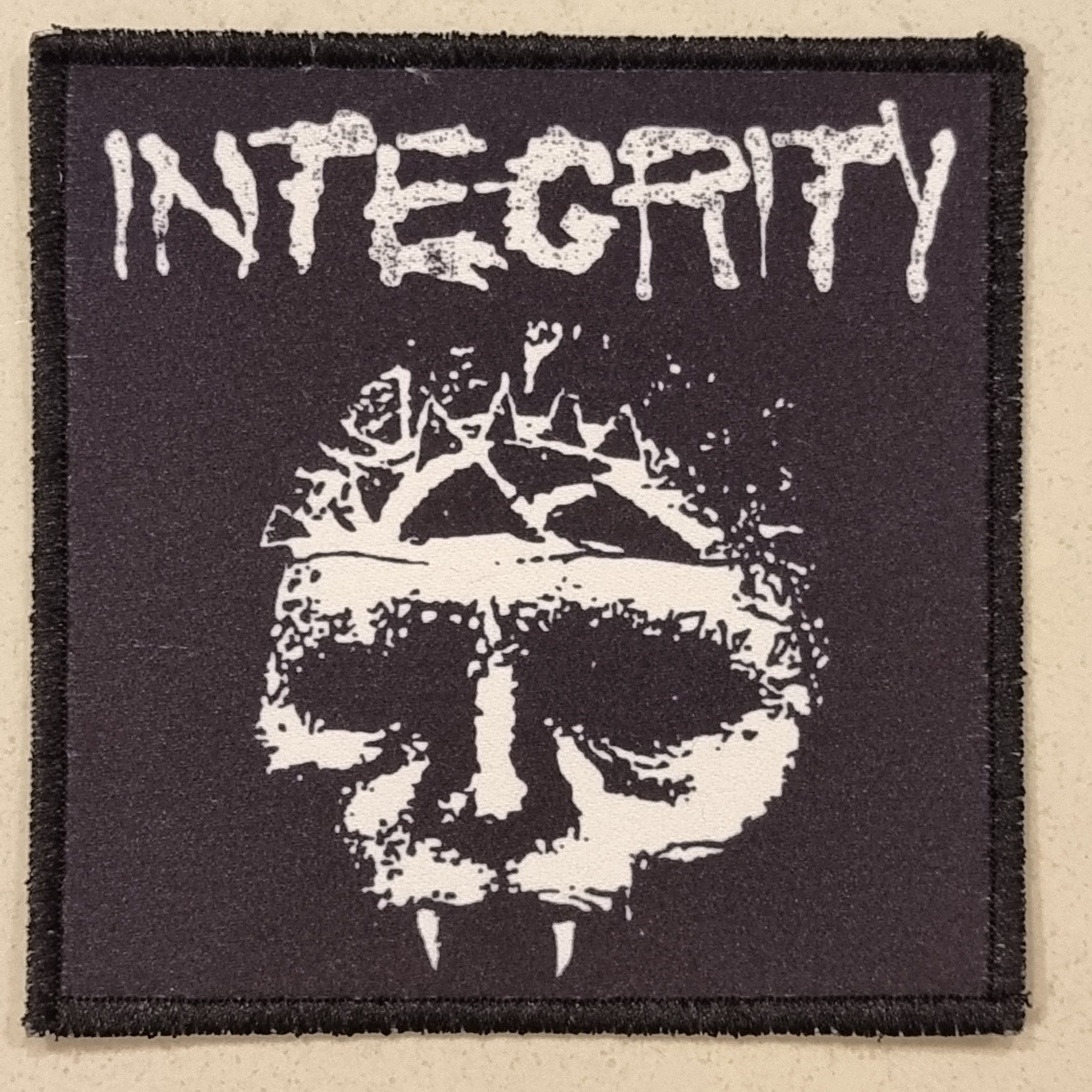 integrity-skull-patch-brod-coudre-hardcore image 1