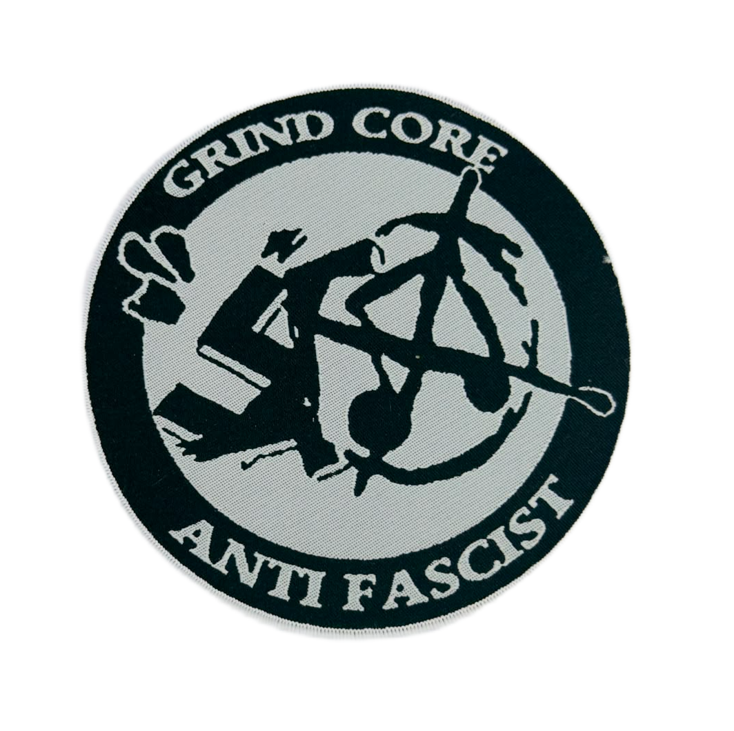 grindcore-antifascist-patch-tiss-bordure-blanche-noire image 4