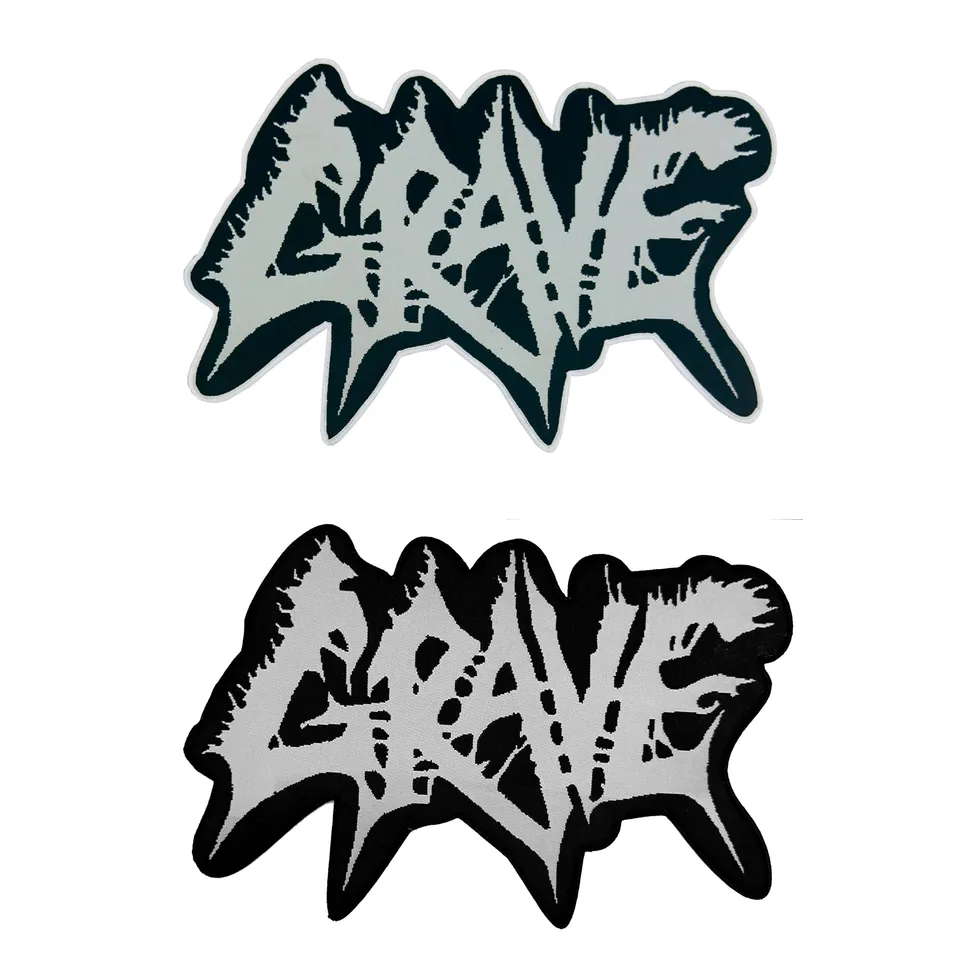 grave-logo-patch-tiss-oversized-bordure-noire-30-cm image 1