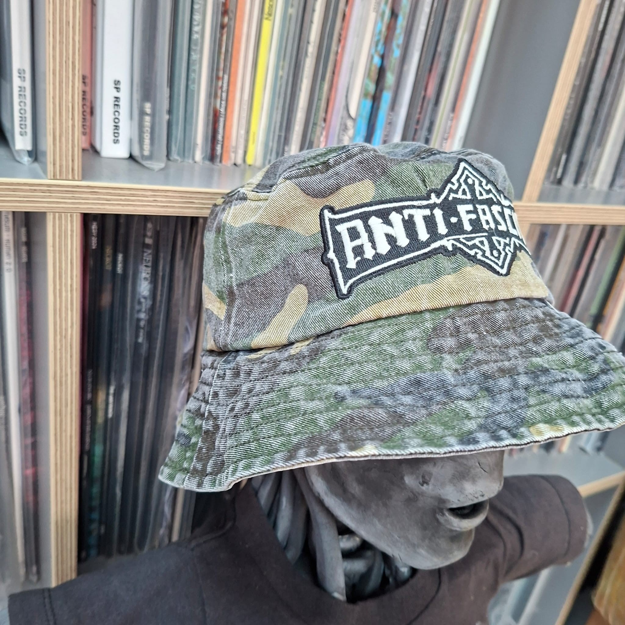 anti-fascist-bolt-thrower-bob-camo-vert-phosphorescent image 4