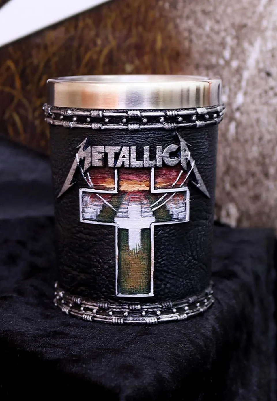 metallica-master-of-puppets-verre-shot-r-sine image 1