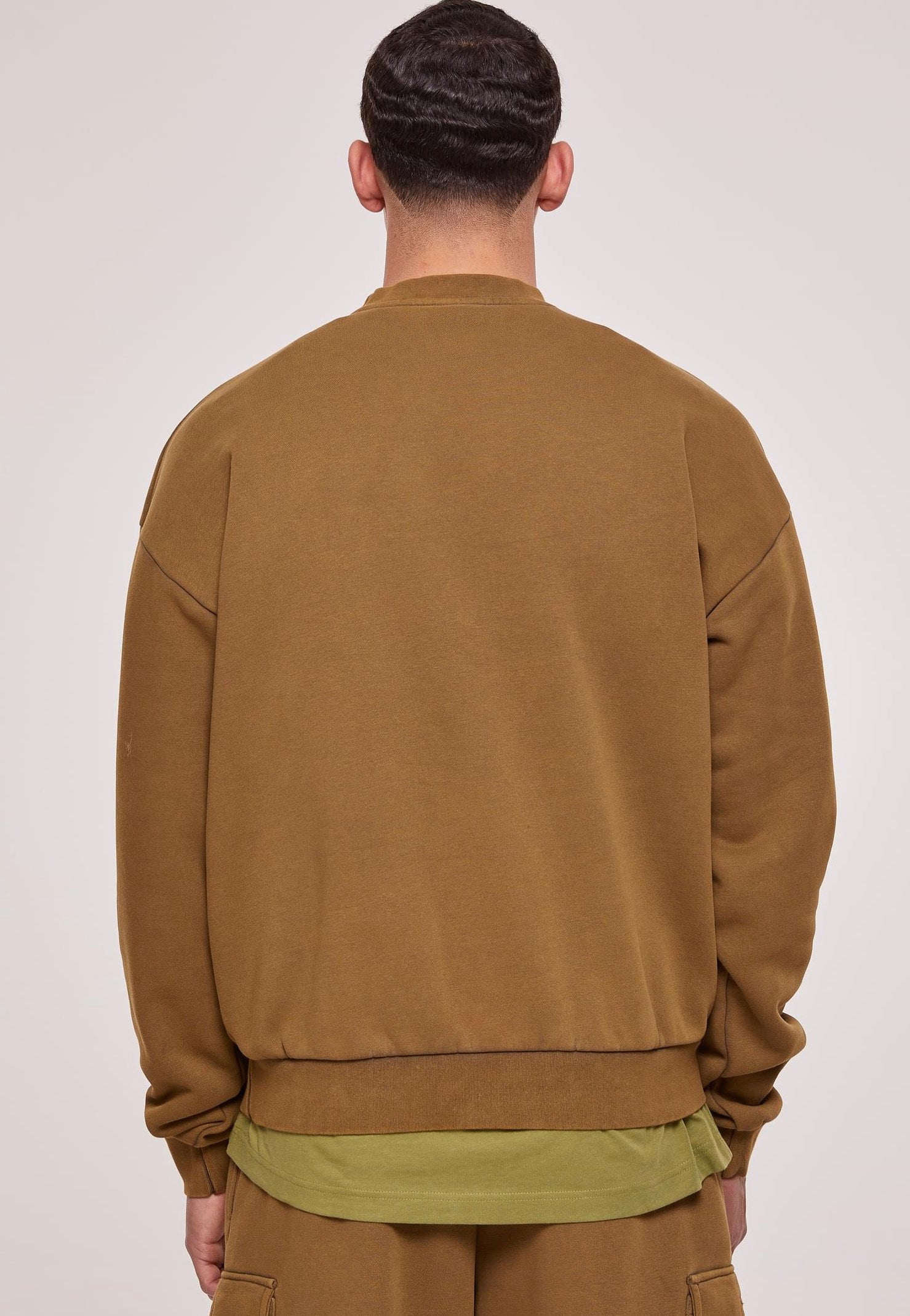 urban-classics-acid-washed-sweat-vert-olive image 4