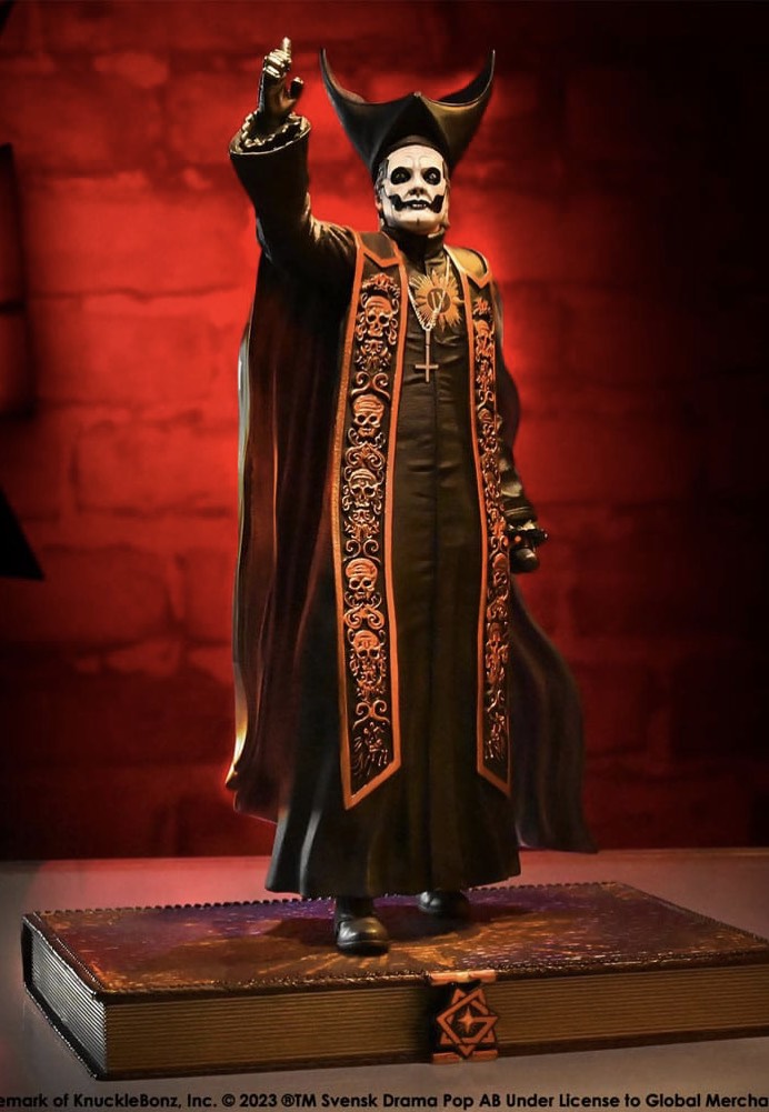 ghost-papa-emeritus-iv-statue-rock-iconz-1-9-robes-noires image 3