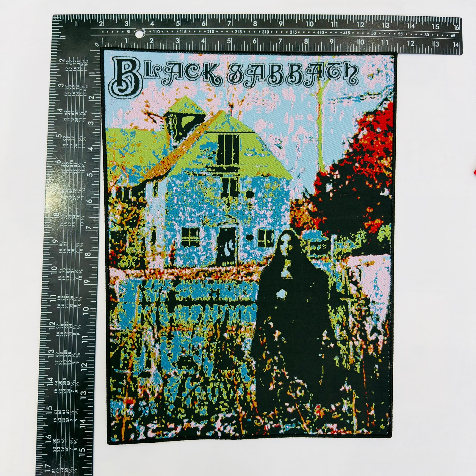 black-sabbath-backpatch-tiss-bordure-noire-pour-veste image 3