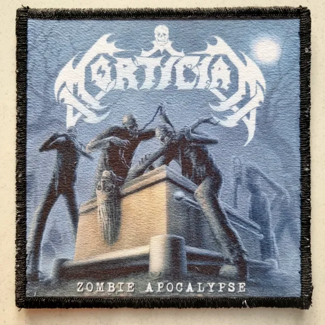 mortician-zombie-apocalypse-patch-petit-coudre image 1