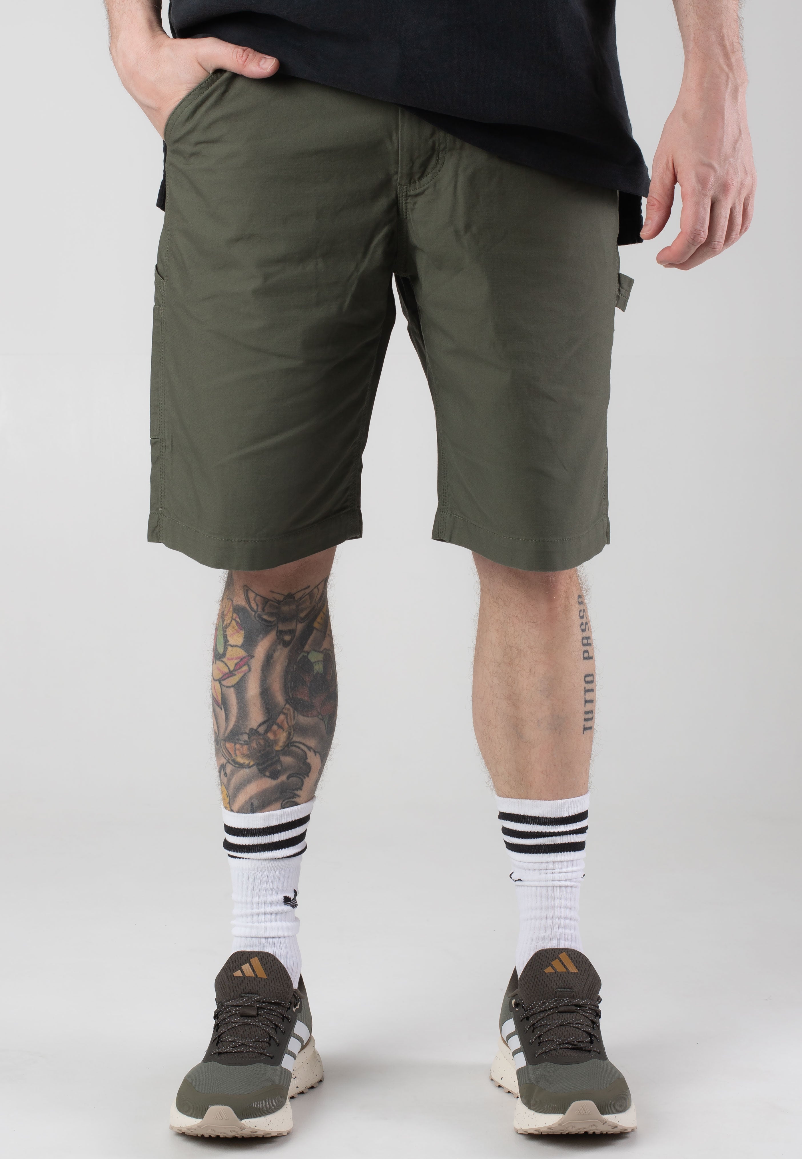 vintage-industries-alcott-olive-short-vert-homme-cargo image 1