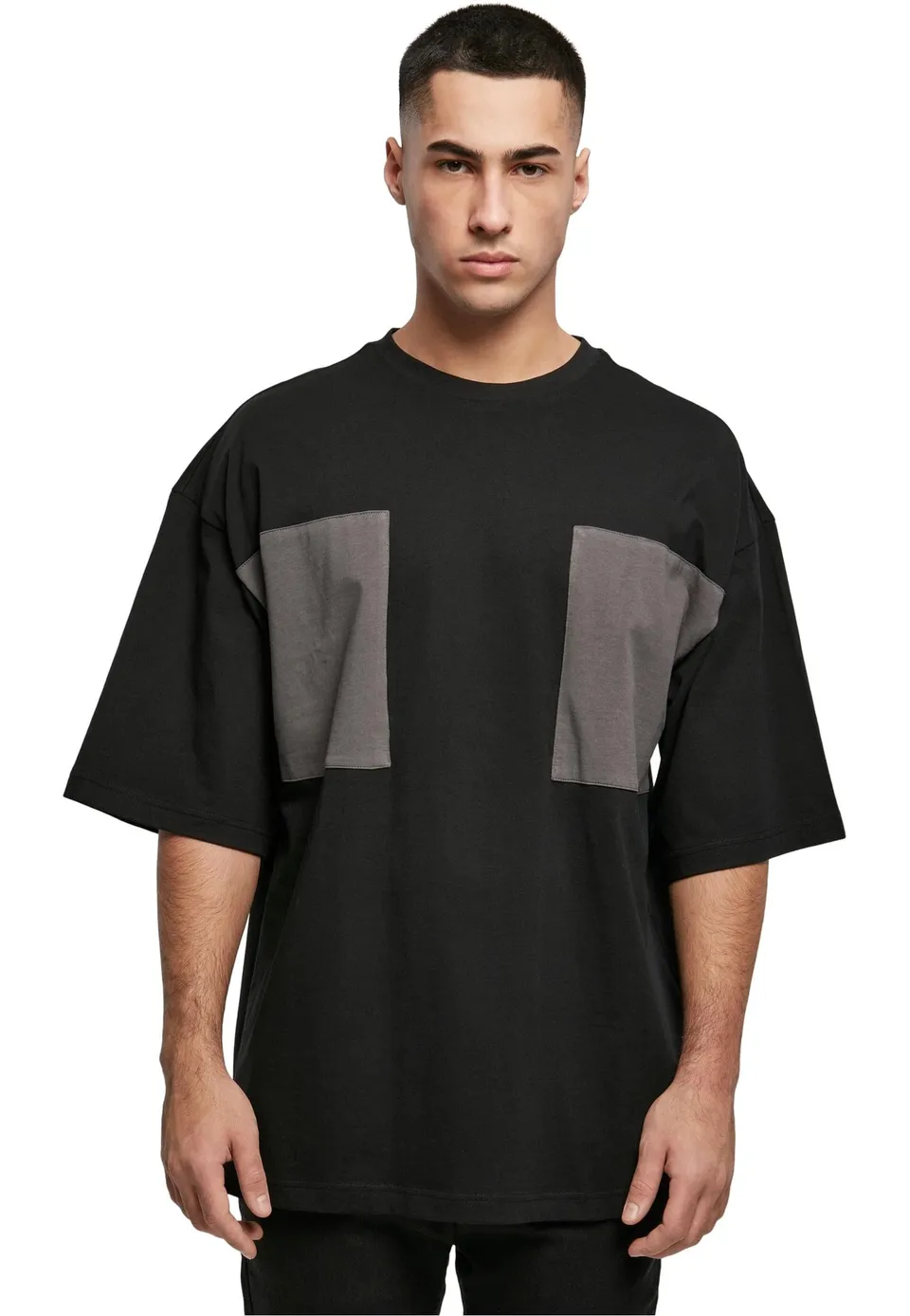 urban-classics-big-double-pocket-t-shirt-noir image 1