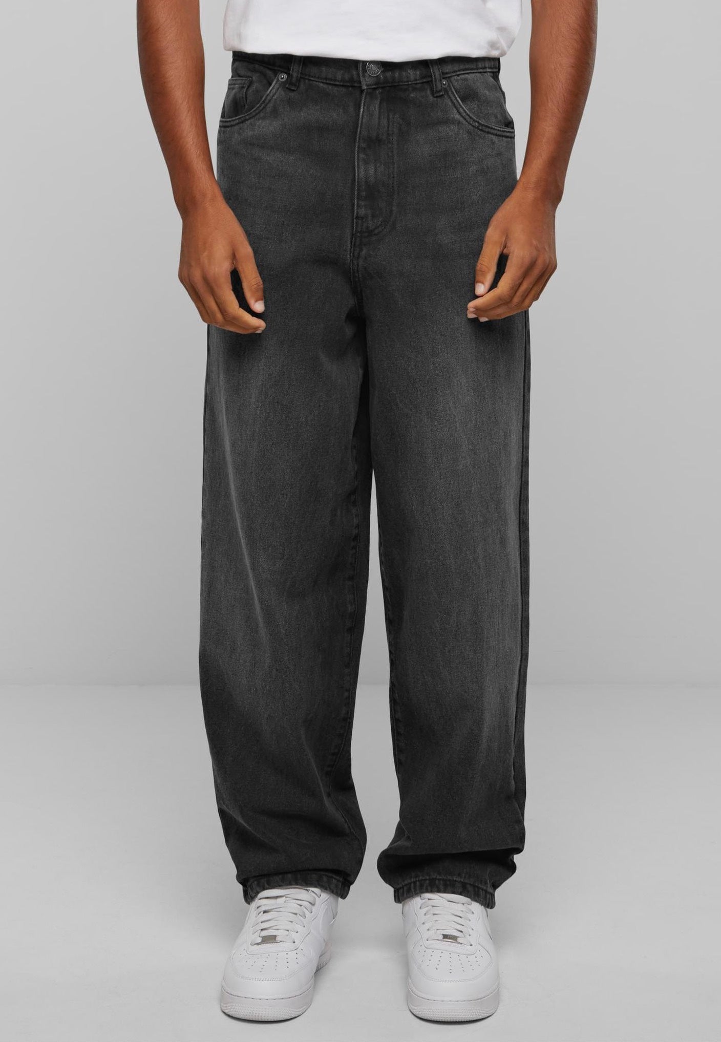 urban-classics-heavy-ounce-baggy-fit-jean-baggy-black-washed image 1
