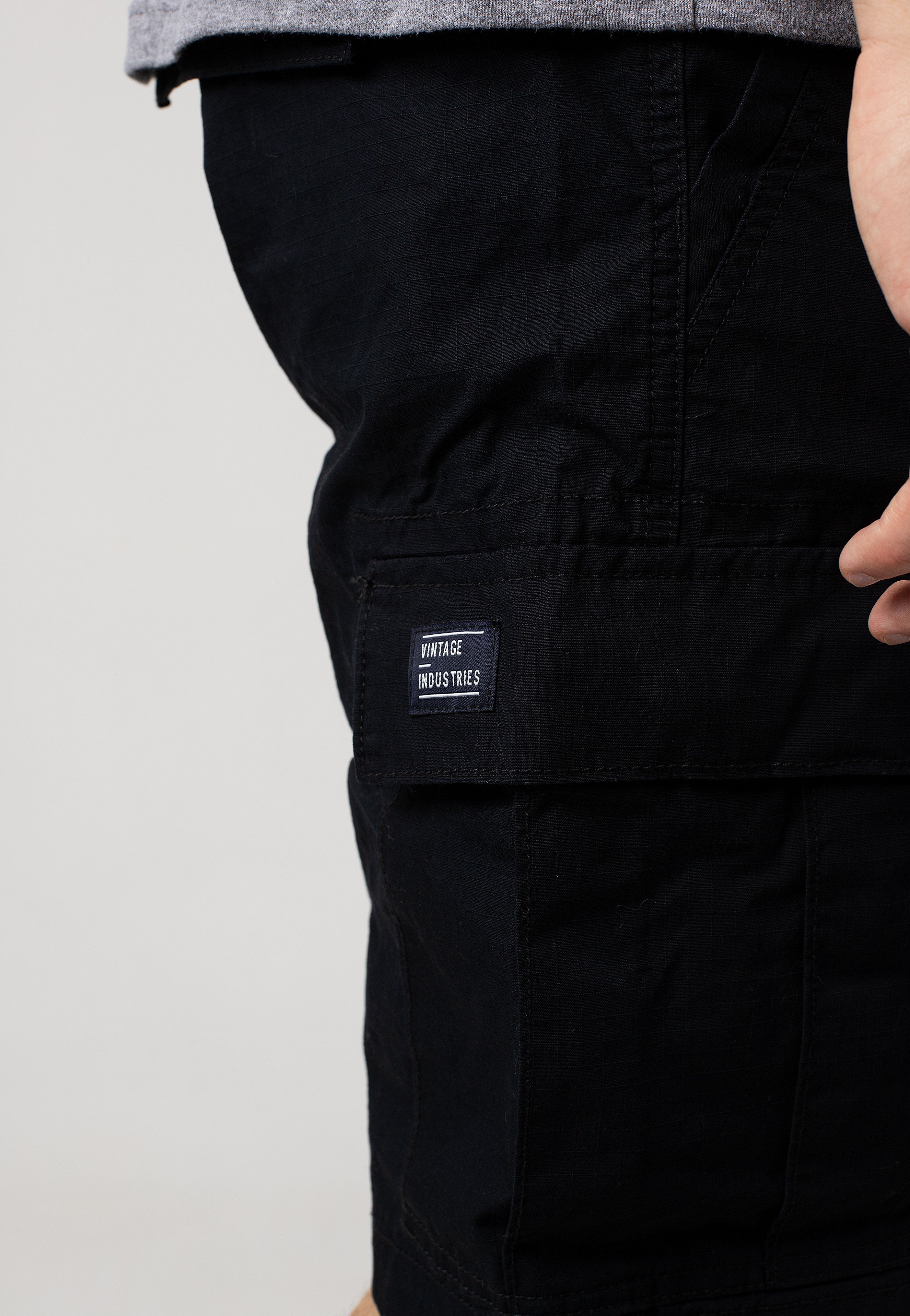 vintage-industries-master-bdu-short-cargo-noir image 3