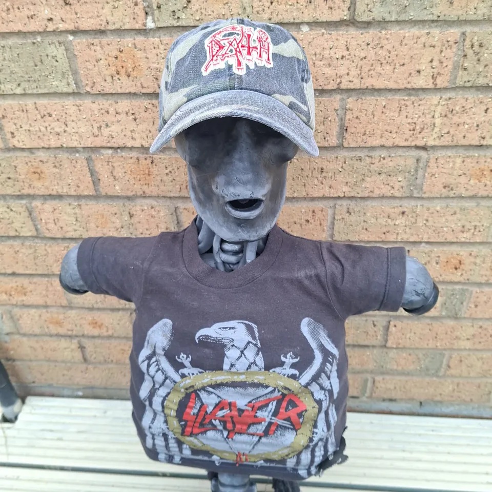 death-logo-casquette-dad-cap-camo-vert-logo-rouge image 1