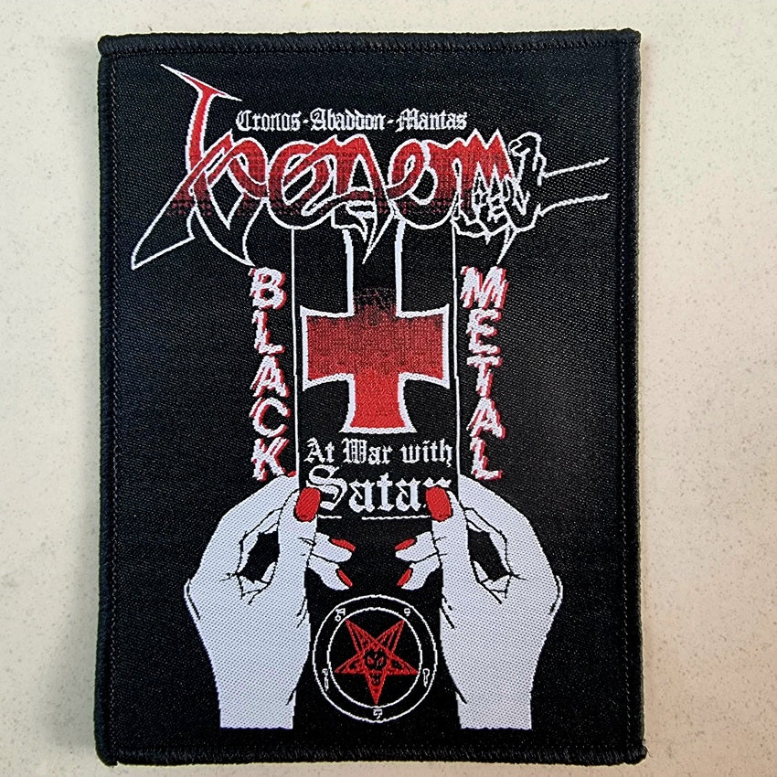 venom-at-war-with-satan-patch-tiss-petit-format image 1