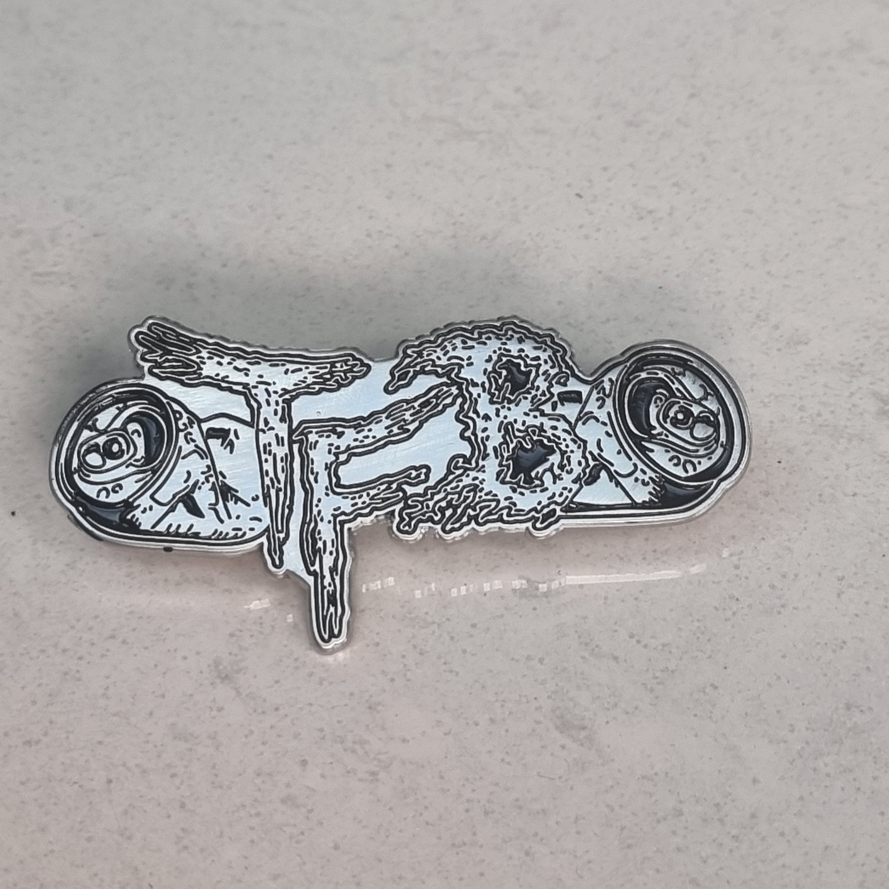 thrash-full-blast-task-force-beer-pin-enamel-metal image 1