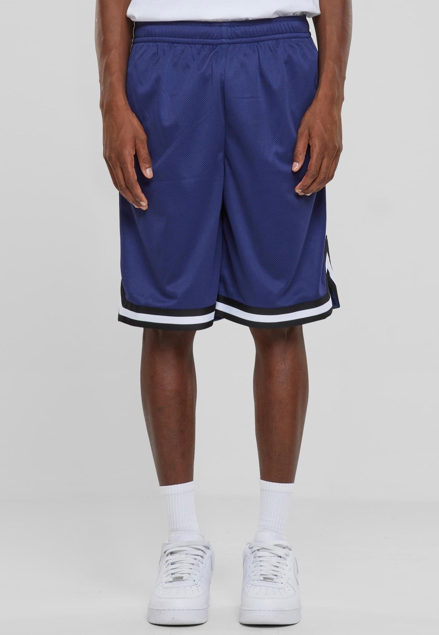 urban-classics-stripes-mesh-short-bleu-m image 1