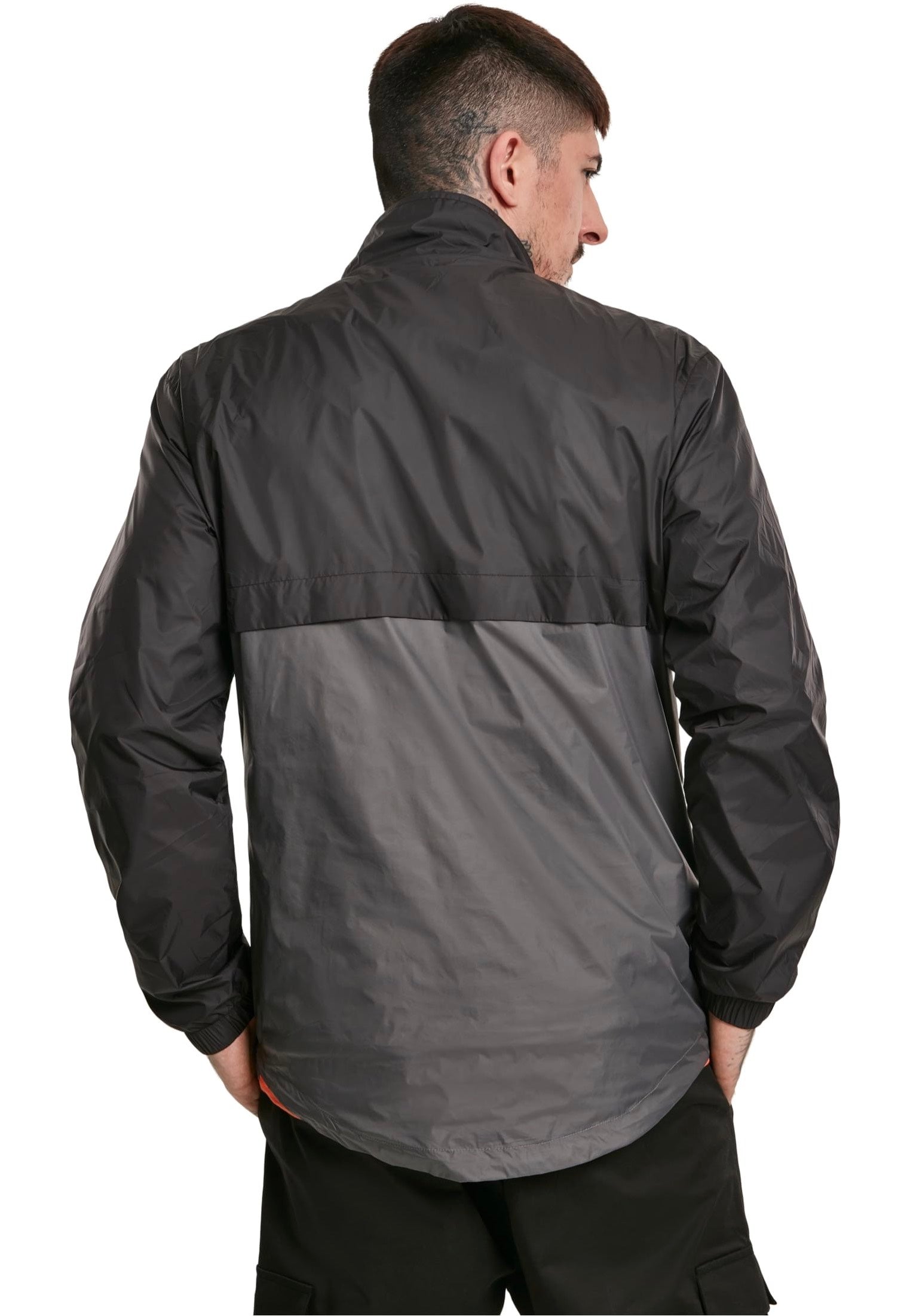 urban-classics-stand-up-collar-pull-over-coupe-vent-noir image 3