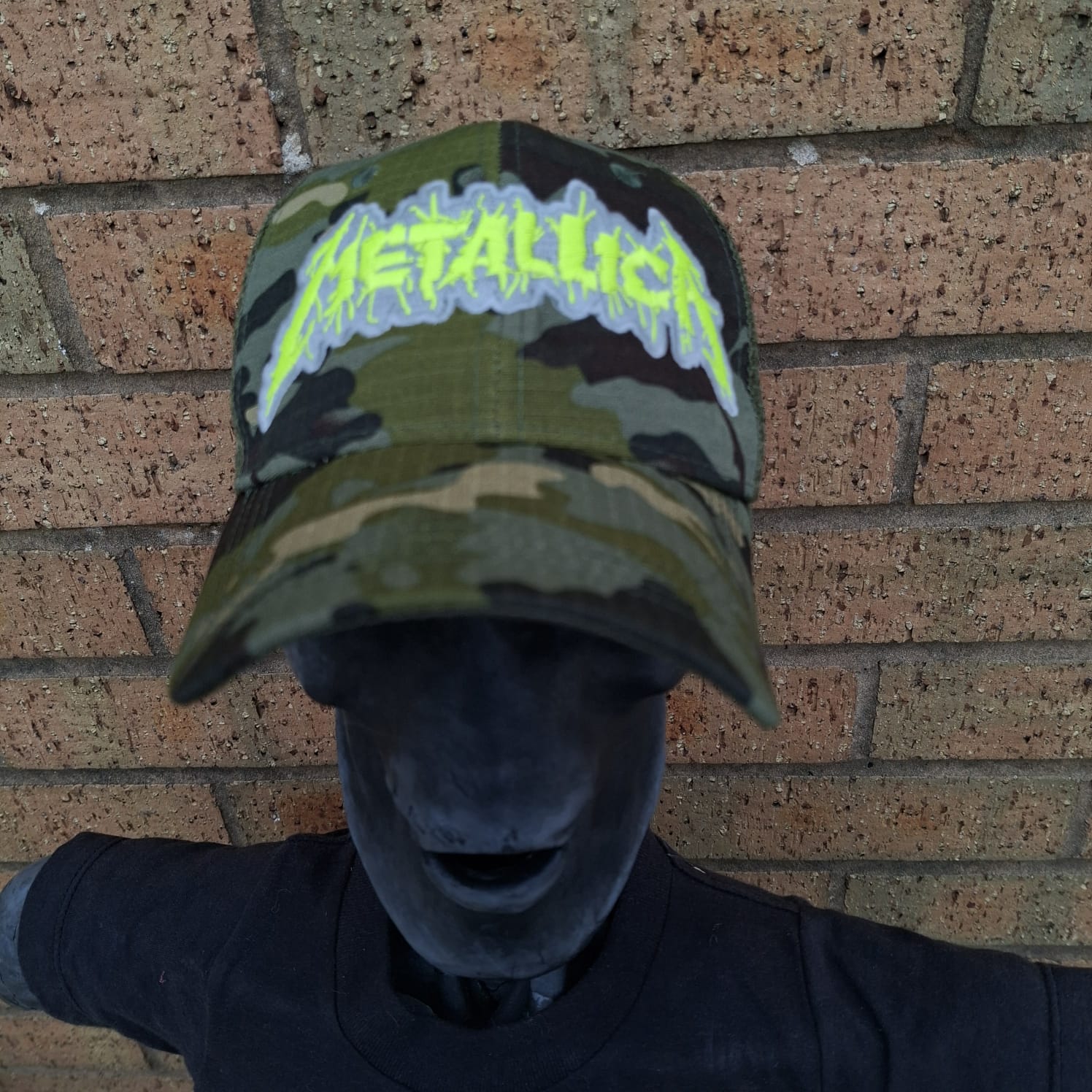metallica-splatter-casquette-trucker-camo-verte-logo-phosphorescent image 2