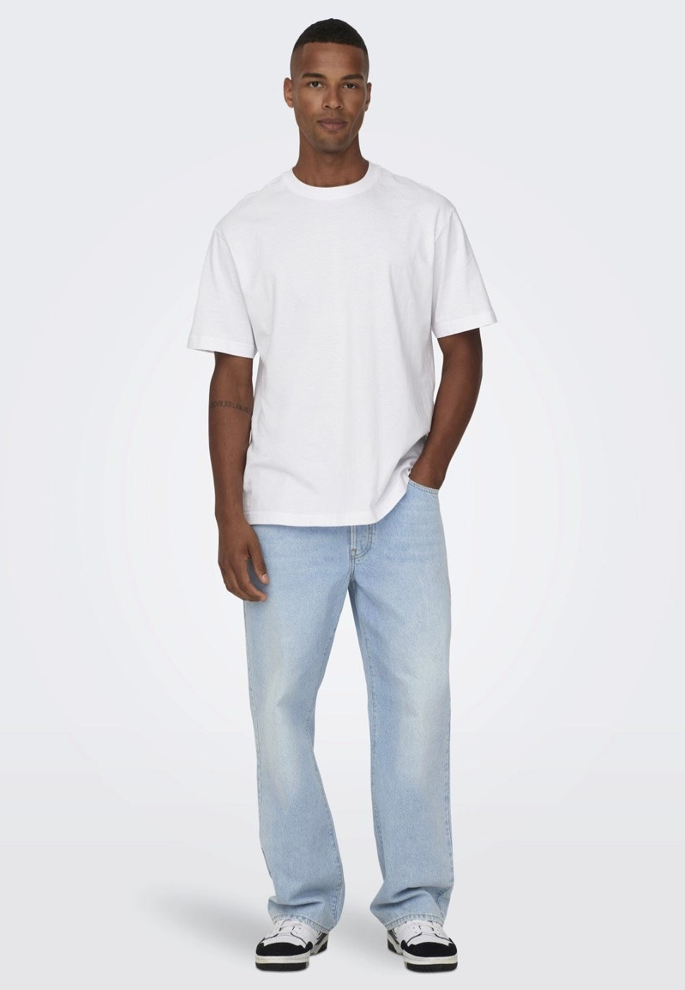 only-sons-fade-loose-one-jean-light-blue-denim-homme image 5