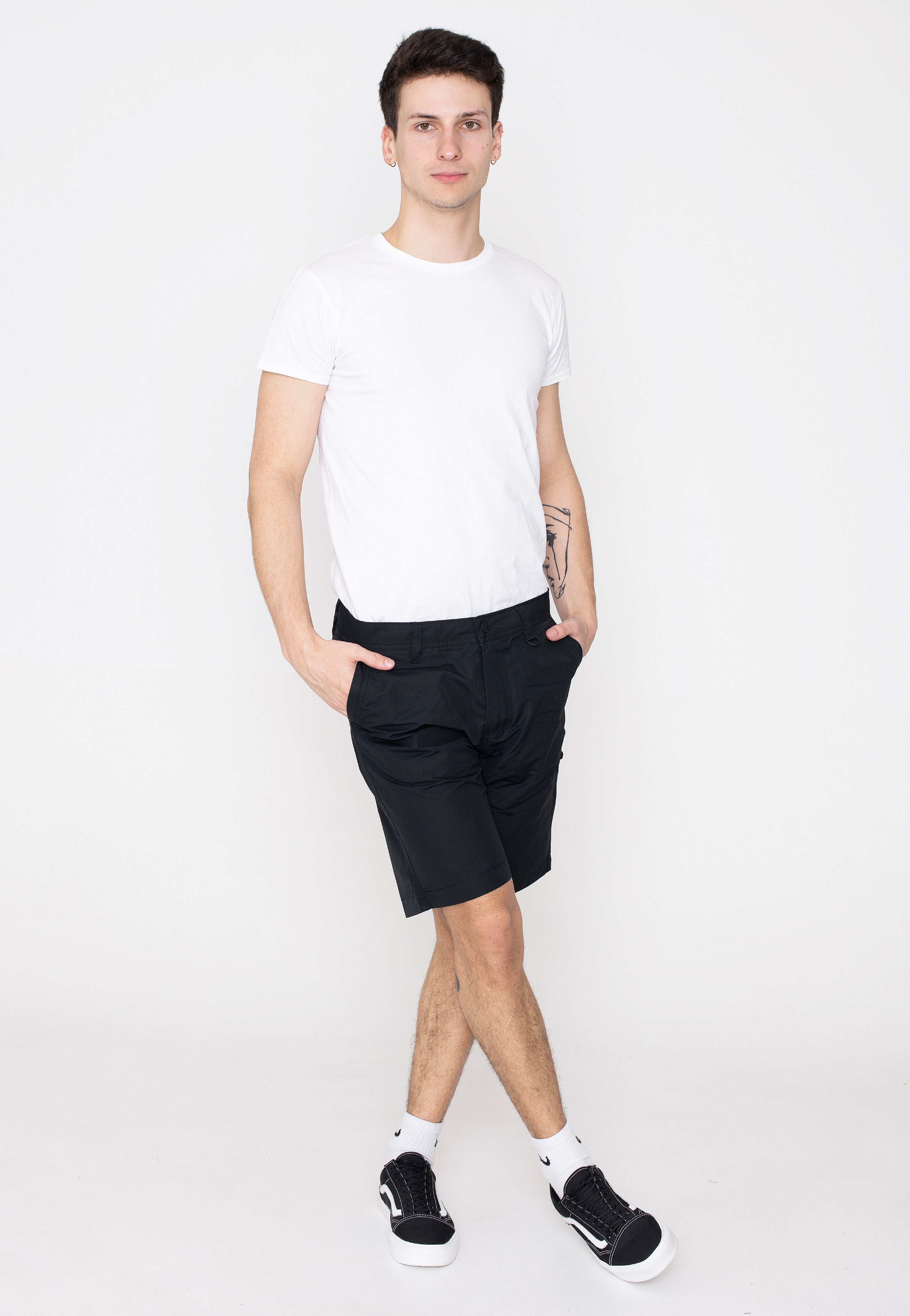 vintage-industries-angus-black-short-homme-noir-coton image 2