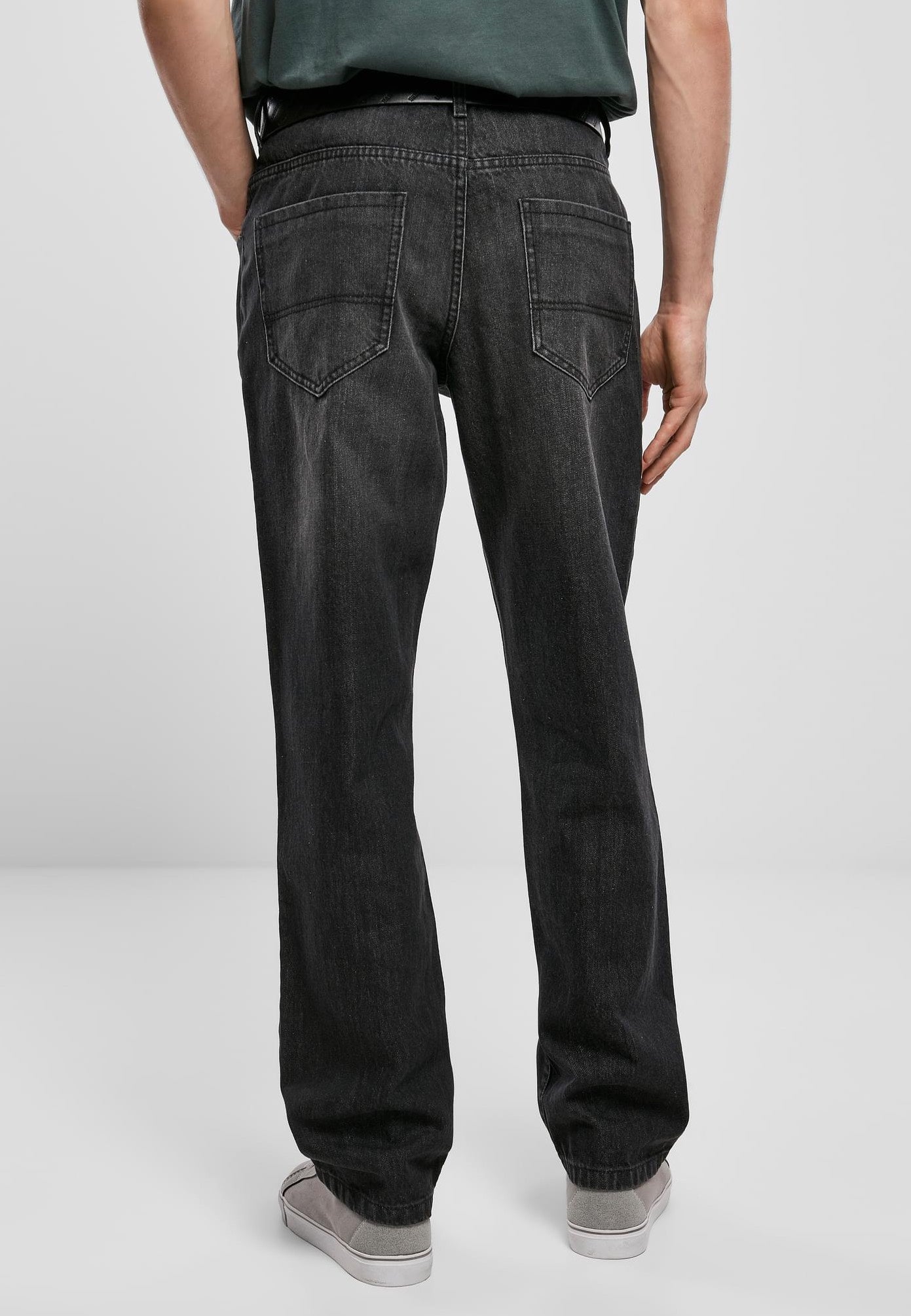 urban-classics-loose-fit-real-black-washed-jean-homme image 4