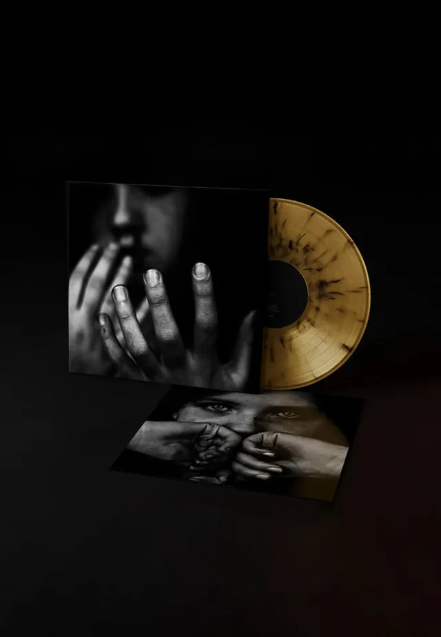 celeste-morte-s-n-e-s-vinyle-marbr-gold-black-15-ans image 1
