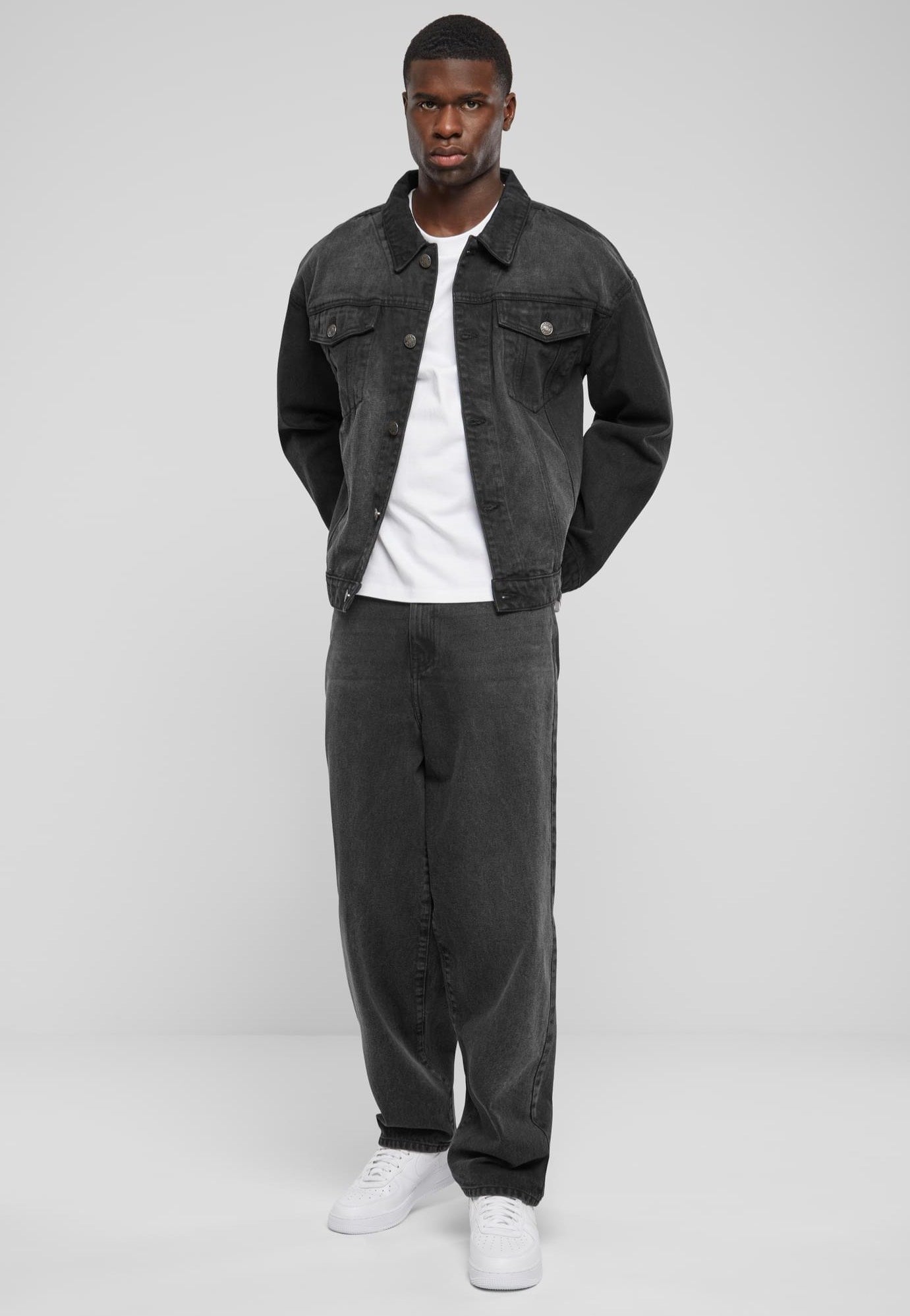 urban-classics-heavy-ounce-boxy-veste-jean-black-washed image 5