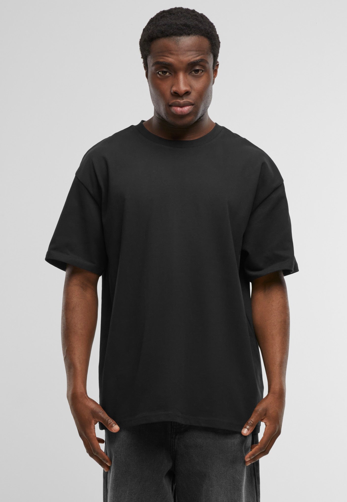 urban-classics-relaxed-dropped-shoulder-t-shirt-noir-homme image 4