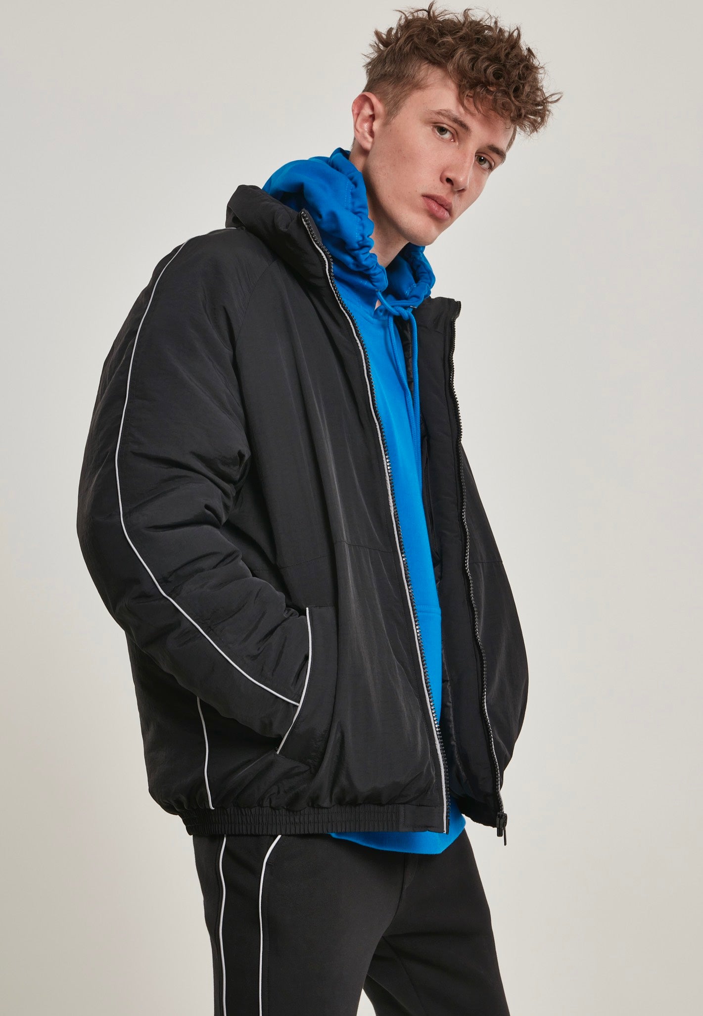 urban-classics-reflective-piping-black-veste-noire-taille-m image 3